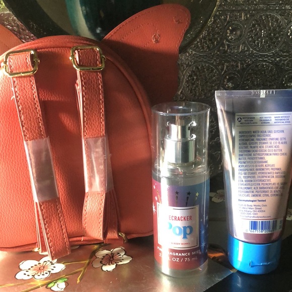 Bath and body Works fire cracker pop gift set mini butterfly backpack - Picture 5 of 5